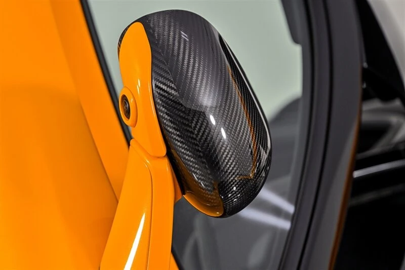 2021 McLaren 675LT - Image 10 of 31