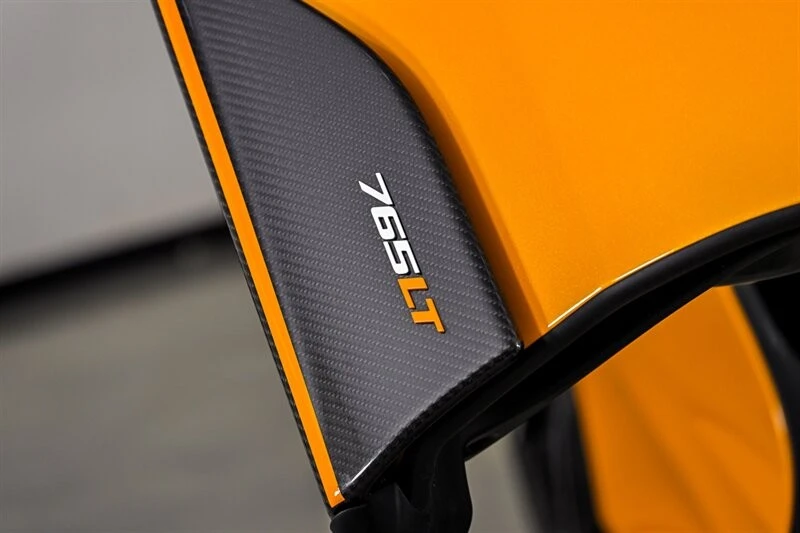2021 McLaren 675LT - Image 8 of 31