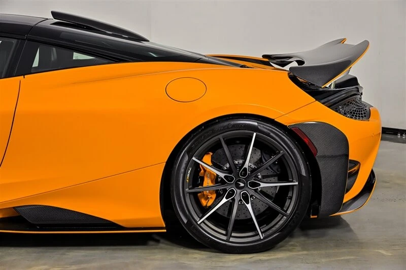 2021 McLaren 675LT - Image 15 of 31
