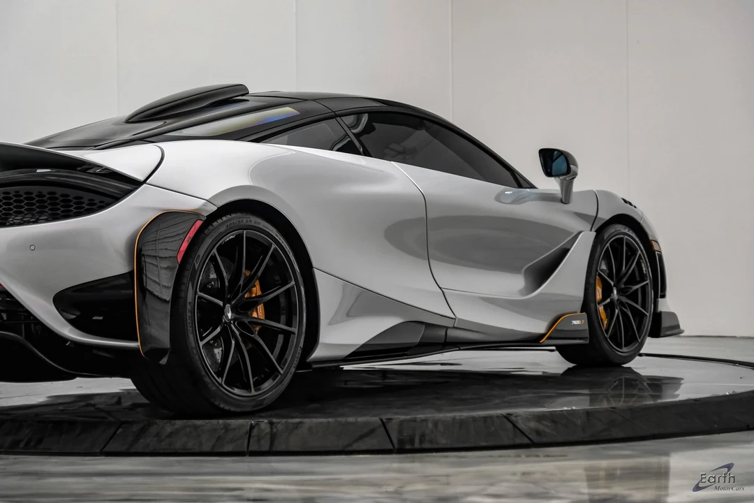 2021 McLaren 675LT - Image 25 of 31
