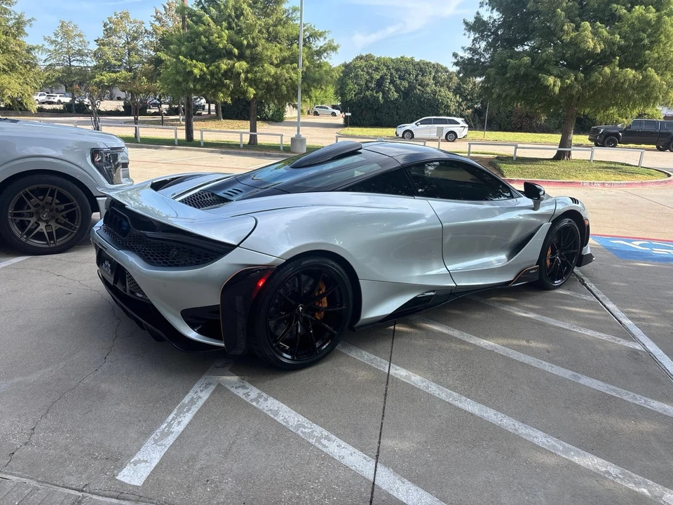 2021 McLaren 675LT - Image 8 of 8
