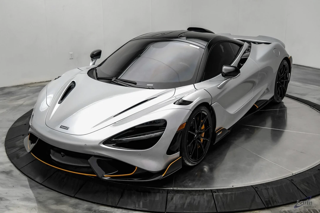 2021 McLaren Senna - Image 7 of 31