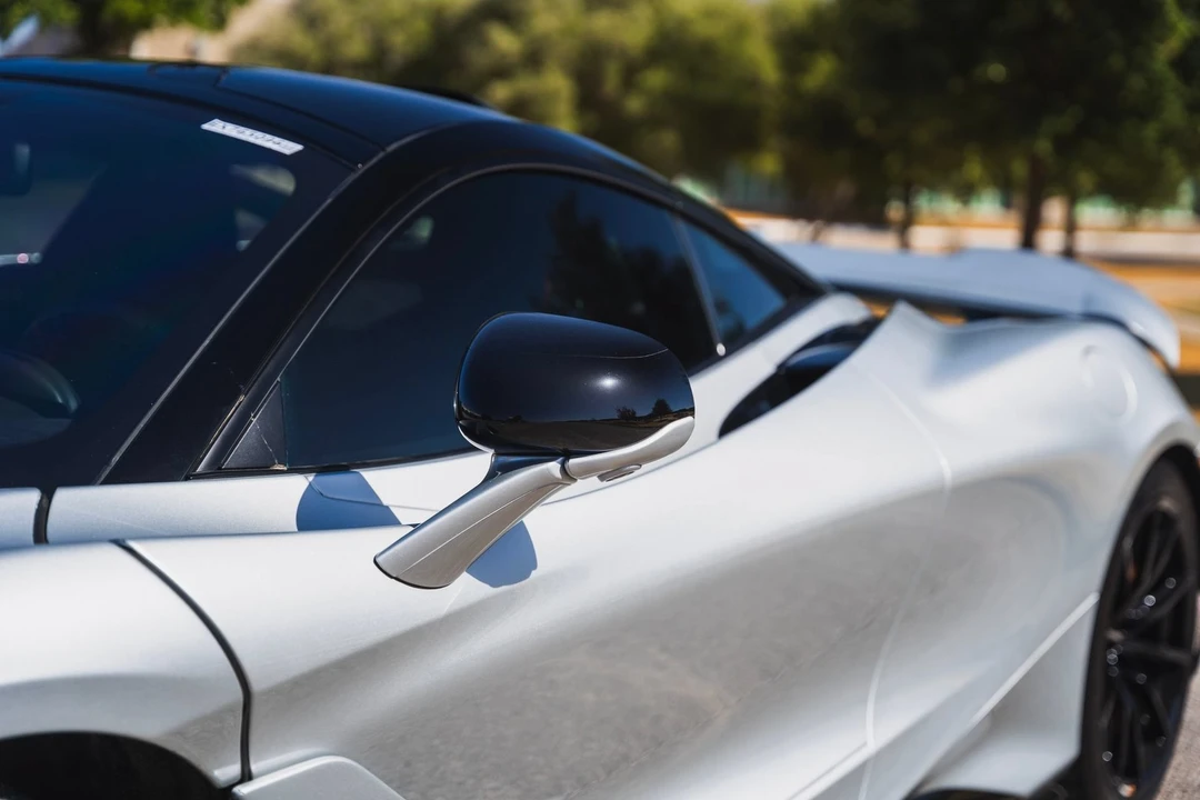 2021 McLaren 675LT - Image 11 of 31