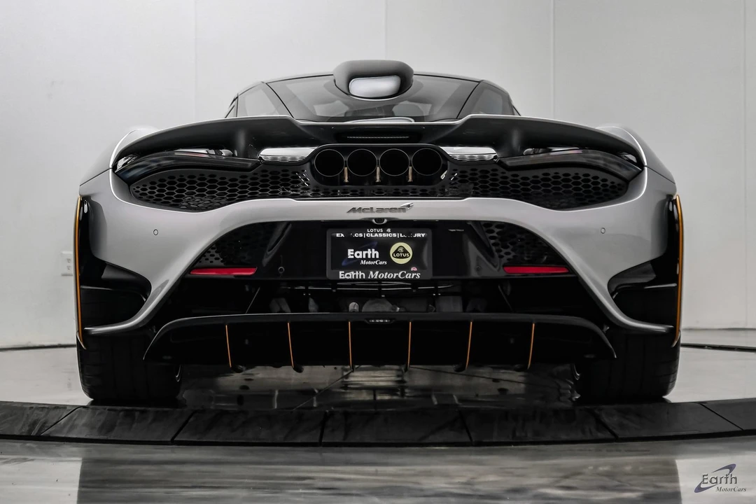 2021 McLaren 675LT - Image 15 of 31