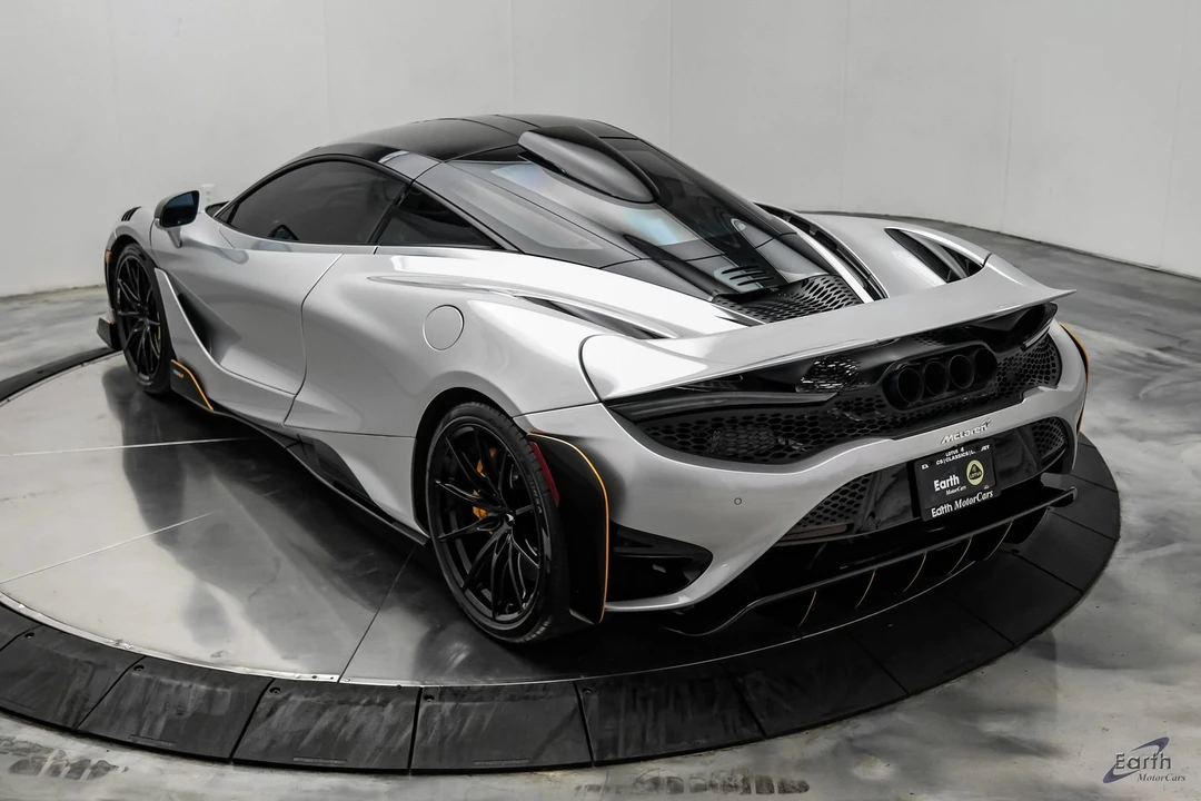 2021 McLaren 675LT - Image 14 of 31