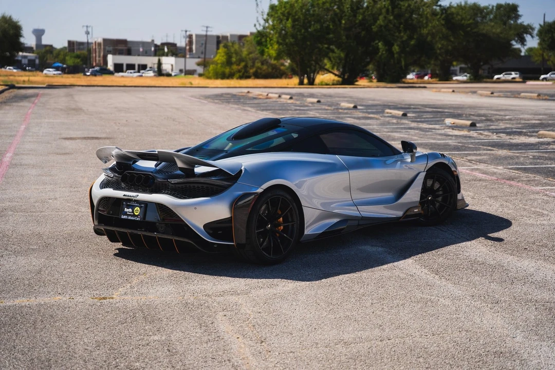 2021 McLaren 675LT - Image 27 of 31