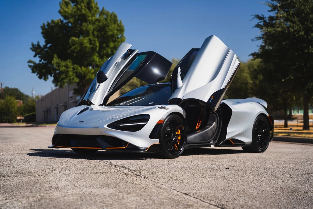 2021 McLaren 675LT - Image 5 of 31