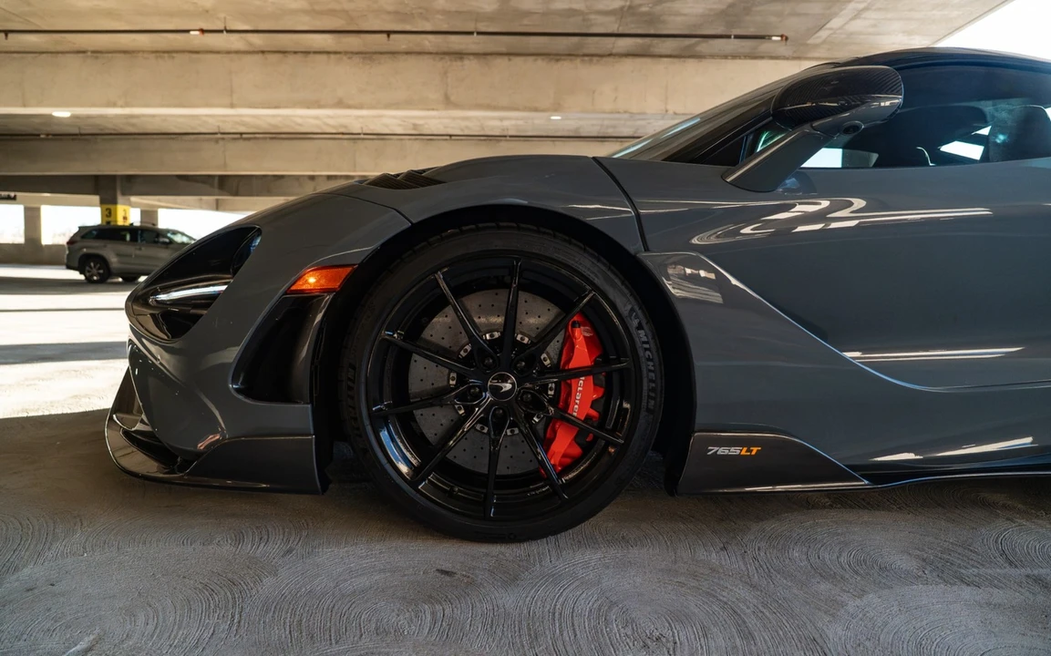 2021 McLaren 675LT - Image 21 of 31