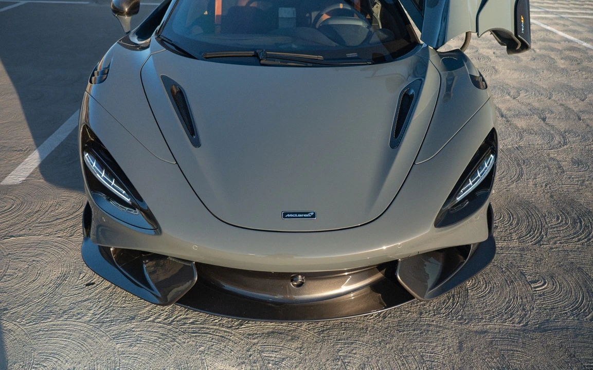 2021 McLaren 675LT - Image 29 of 31