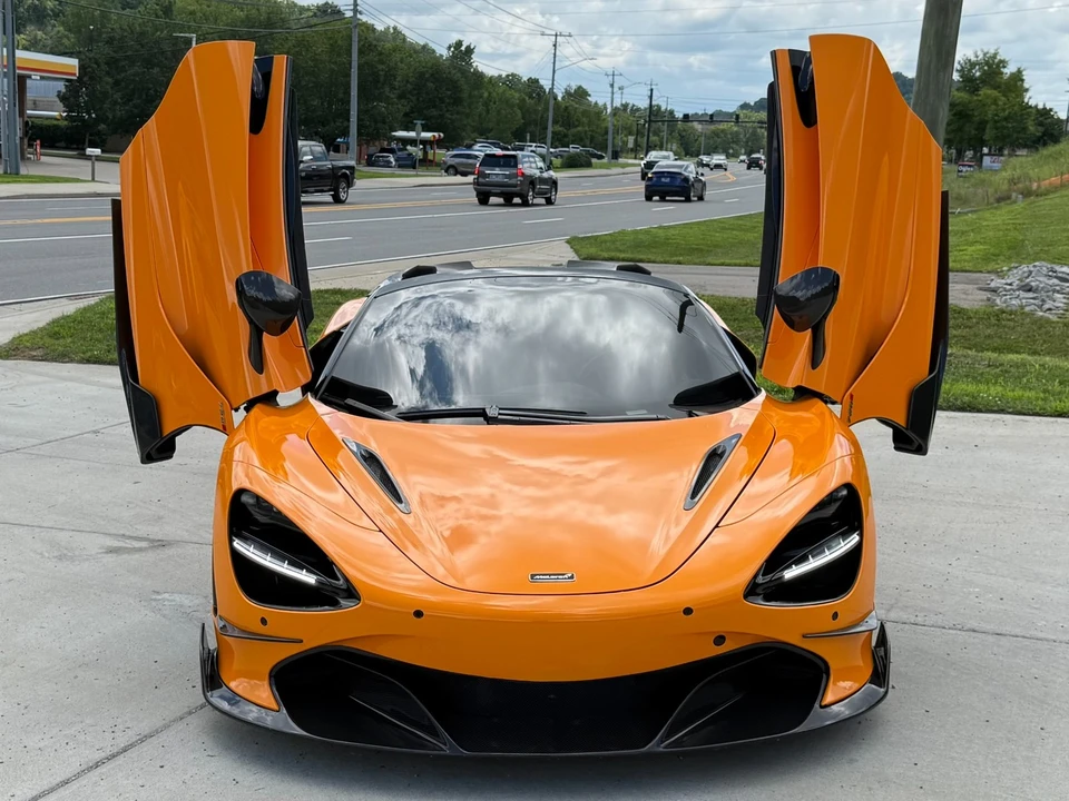 2021 McLaren 720S - Image 5 of 31