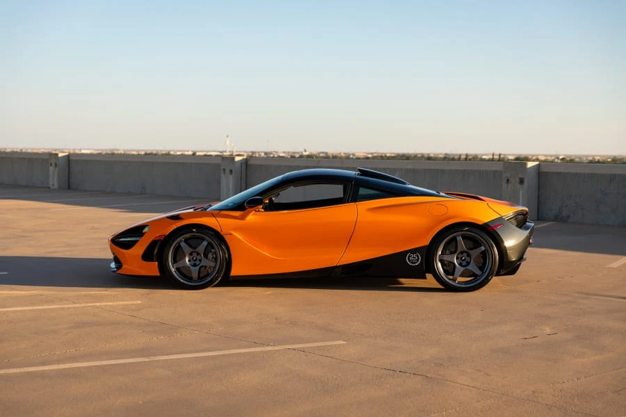 2021 McLaren 720S - Image 29 of 31