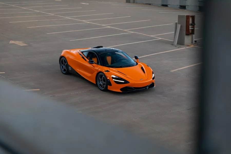 2021 McLaren 720S - Image 27 of 31