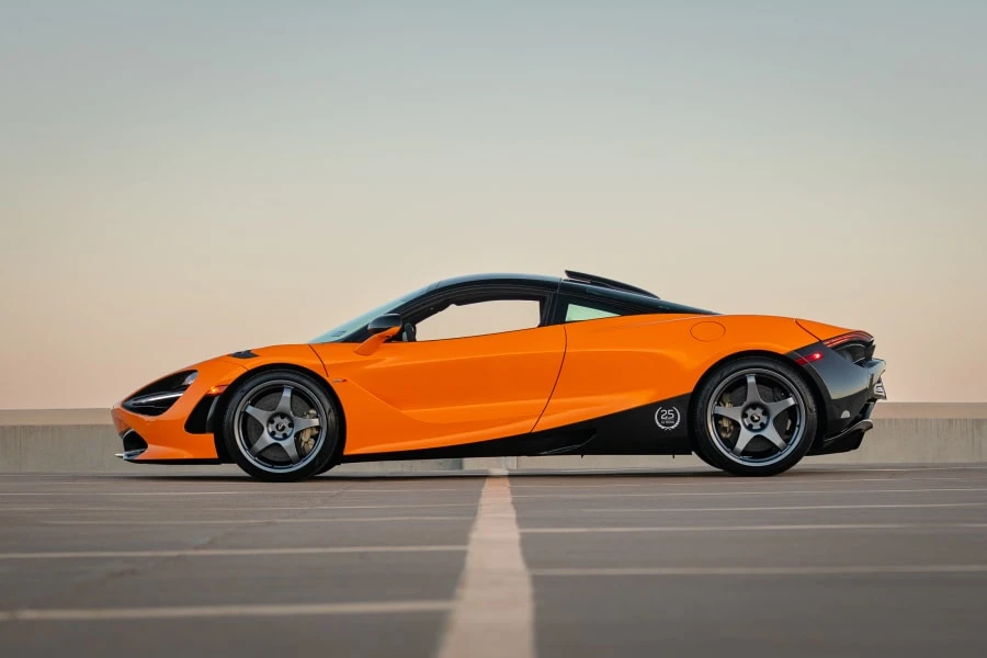 2021 McLaren 720S - Image 10 of 31