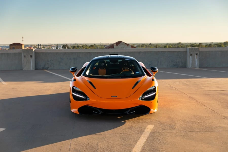 2021 McLaren 720S - Image 4 of 31