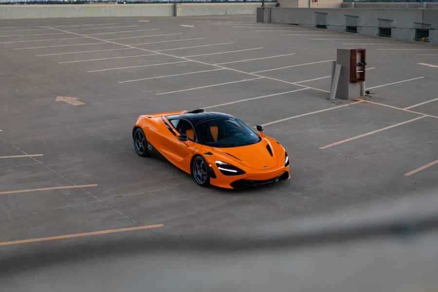 2021 McLaren 720S - Image 30 of 31