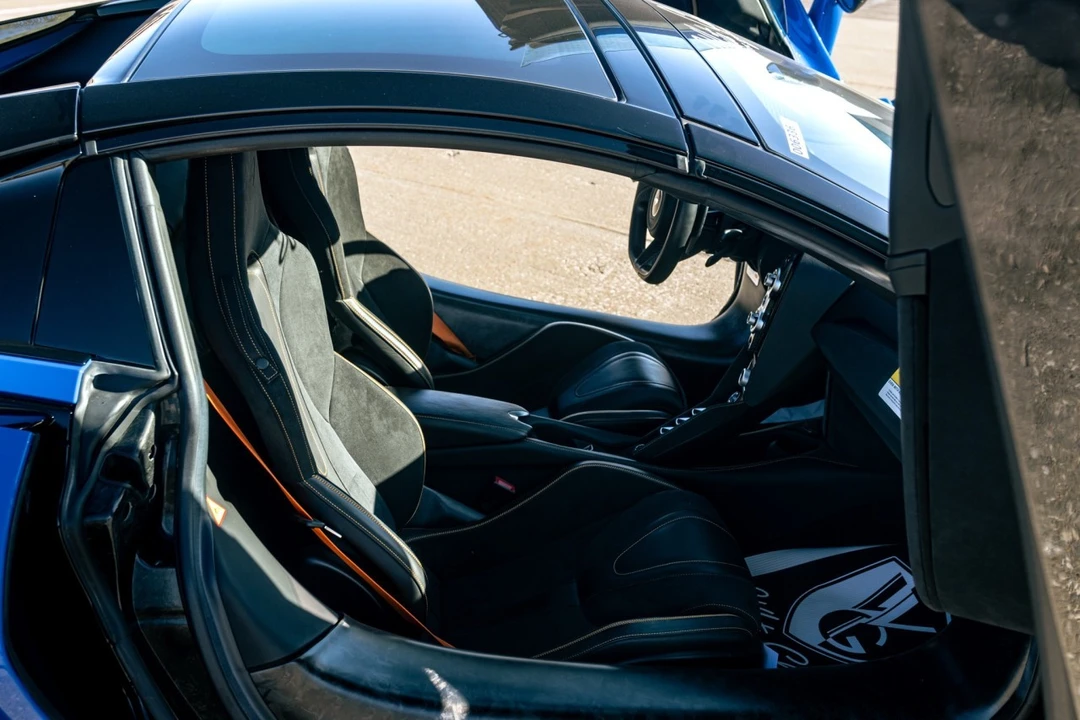 2021 McLaren 720S - Image 24 of 31