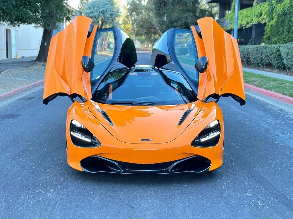 2021 McLaren 720S - Image 8 of 21