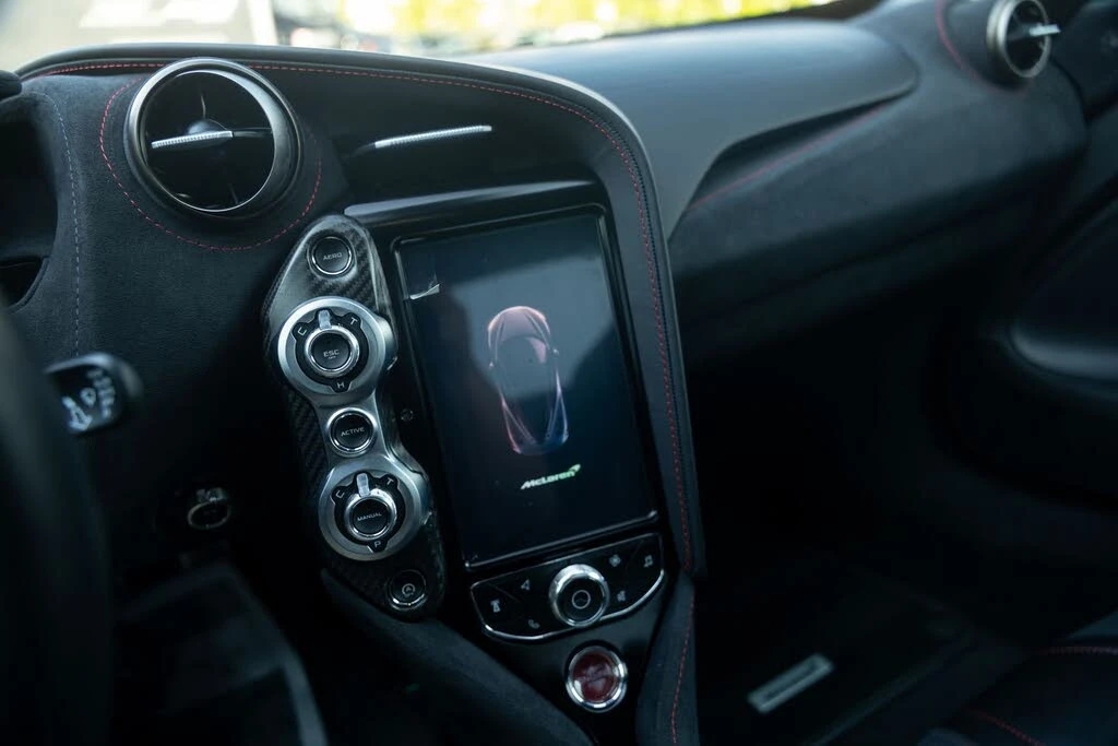 2021 McLaren 720S - Image 27 of 31