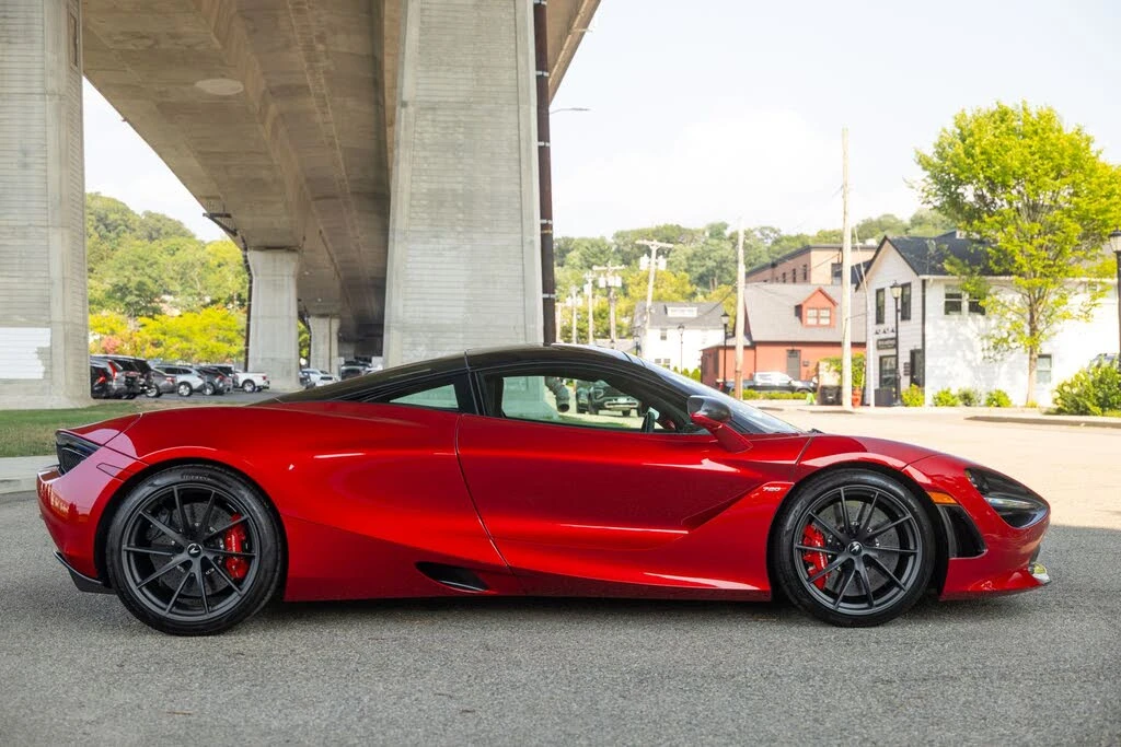 2021 McLaren 720S - Image 7 of 31