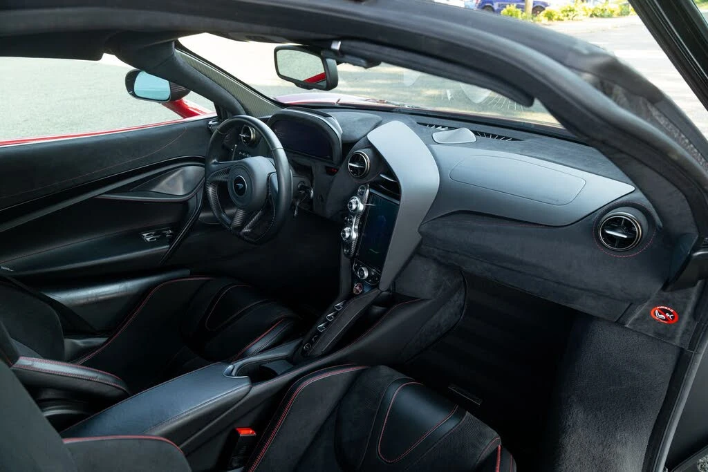 2021 McLaren 720S - Image 13 of 31