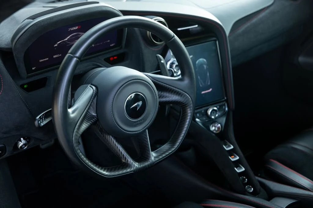 2021 McLaren 720S - Image 11 of 31