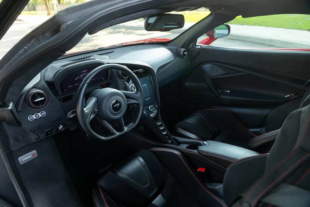 2021 McLaren 720S - Image 12 of 31