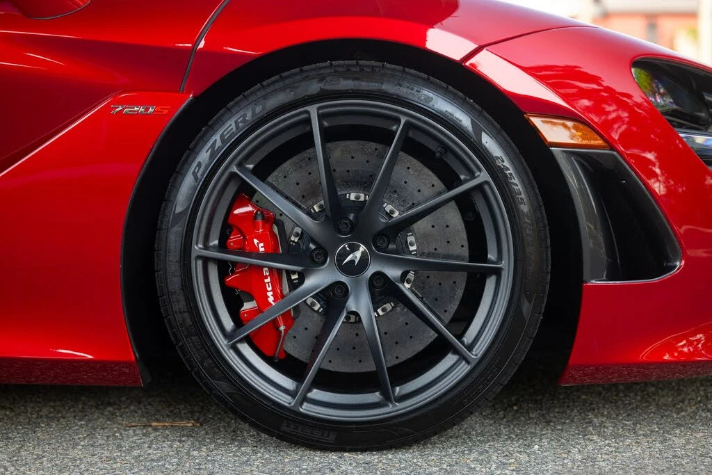 2021 McLaren 720S - Image 9 of 31