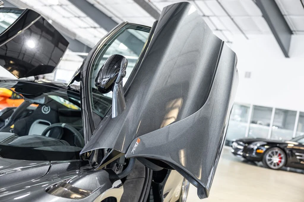 2021 McLaren 720S - Image 15 of 31