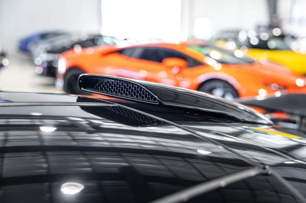 2021 McLaren 720S - Image 27 of 31