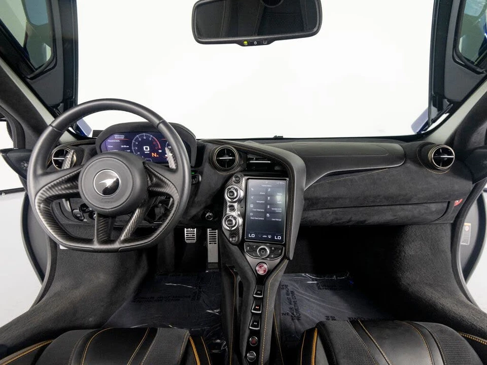 2021 McLaren 720S - Image 30 of 31