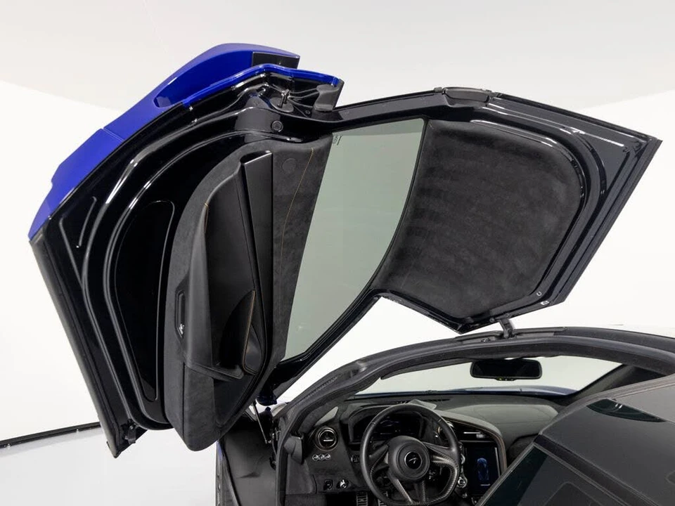 2021 McLaren 720S - Image 11 of 31