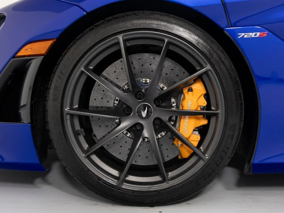 2021 McLaren 720S - Image 9 of 31