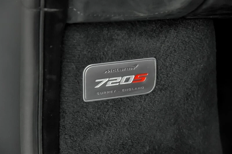 2021 McLaren 720S - Image 20 of 21