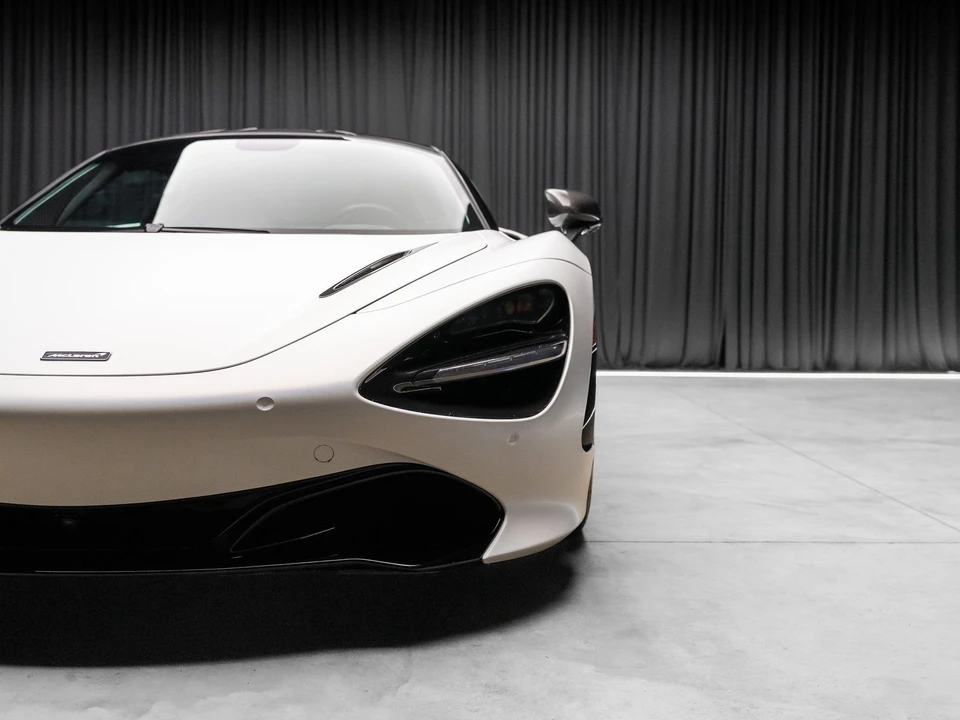 2021 McLaren 720S - Image 25 of 31