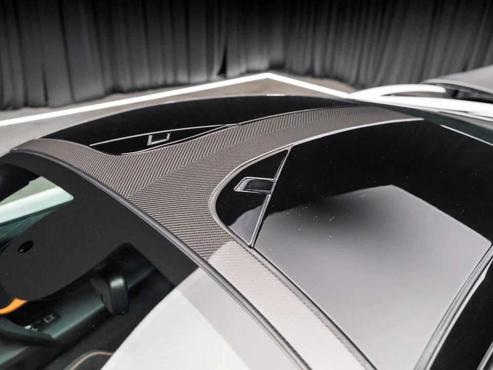 2021 McLaren 720S - Image 4 of 31