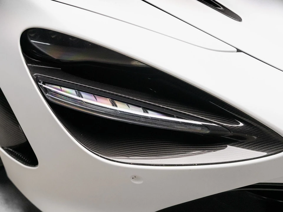 2021 McLaren 720S - Image 20 of 31