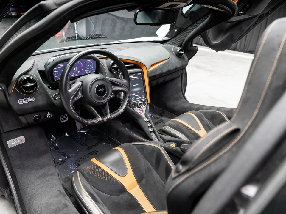 2021 McLaren 720S - Image 6 of 31