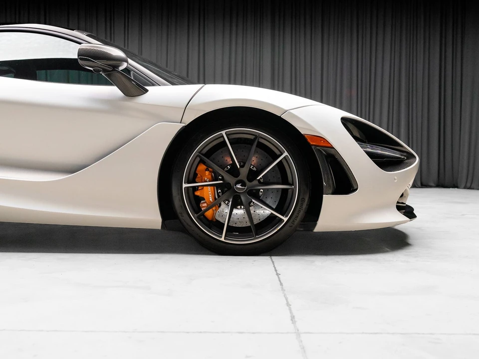 2021 McLaren 720S - Image 30 of 31