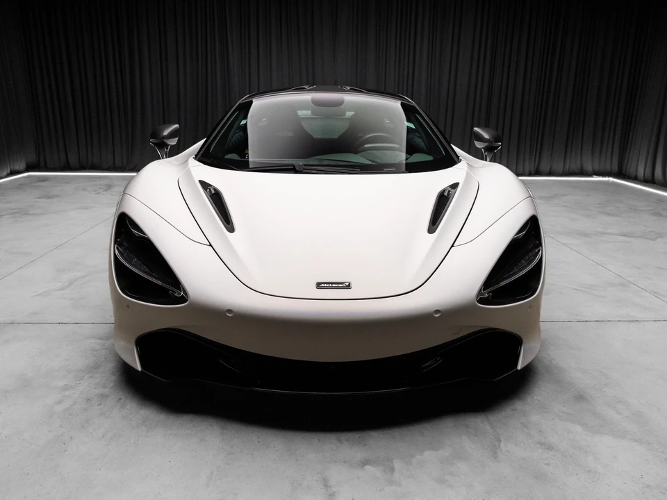 2021 McLaren 720S - Image 12 of 31