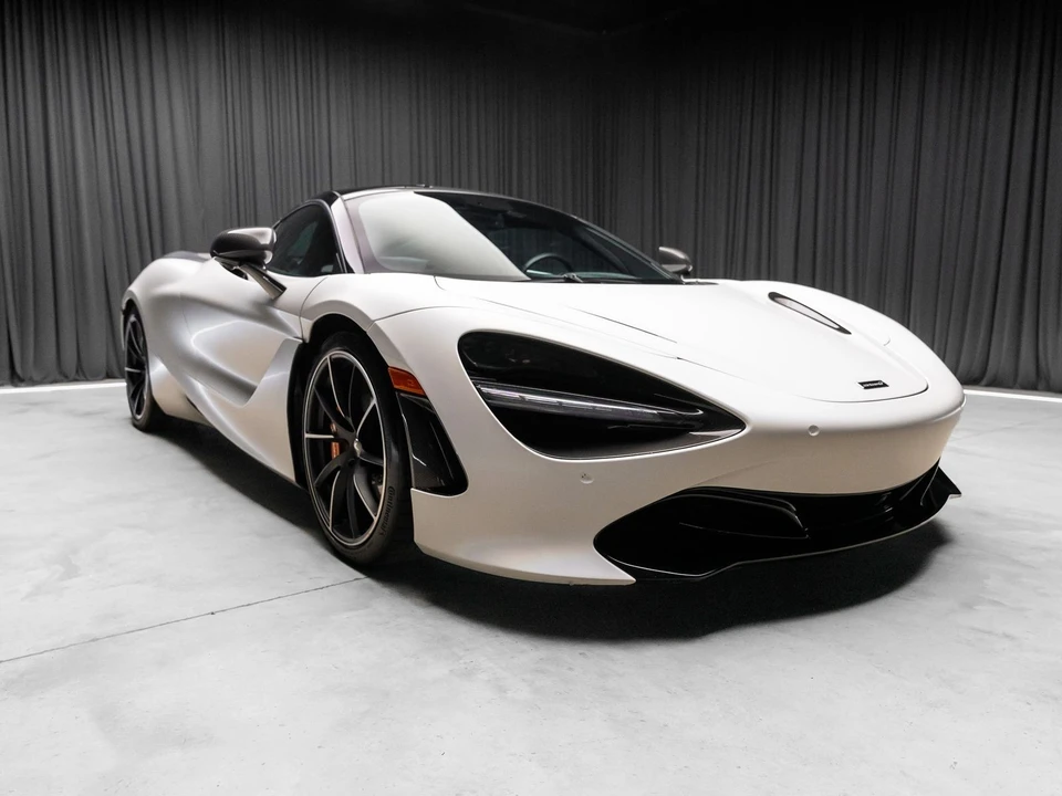 2021 McLaren 720S - Image 19 of 31