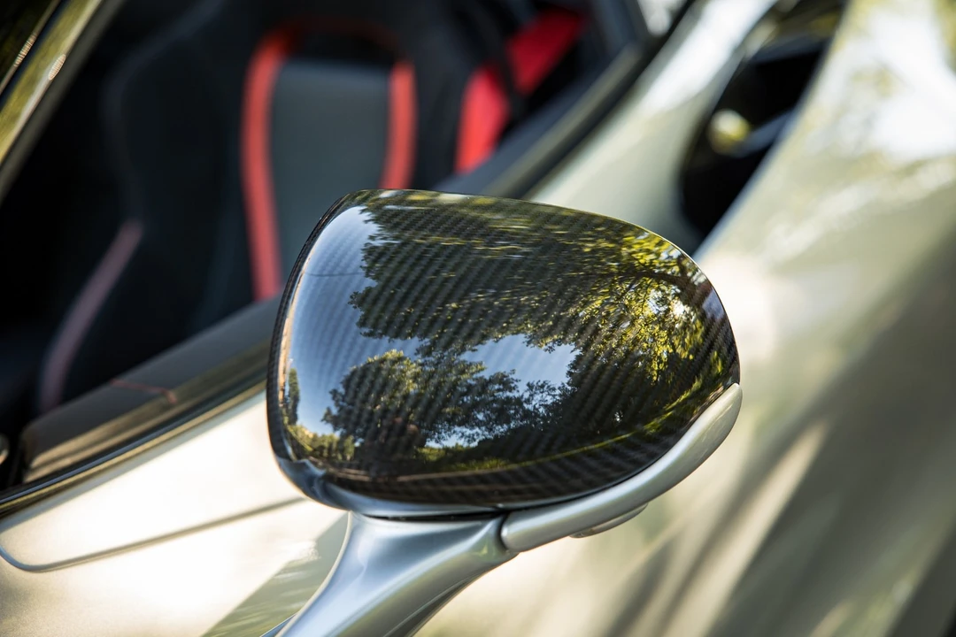 2021 McLaren 720S - Image 28 of 31