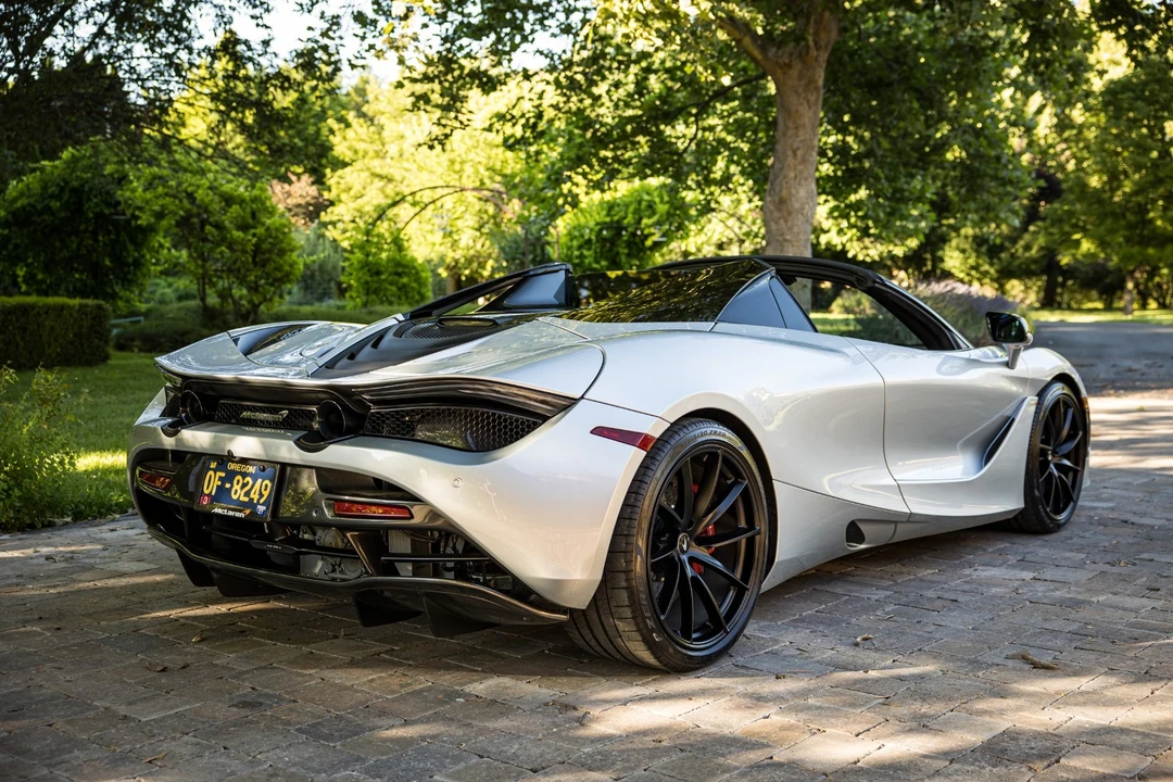 2021 McLaren 720S - Image 10 of 31