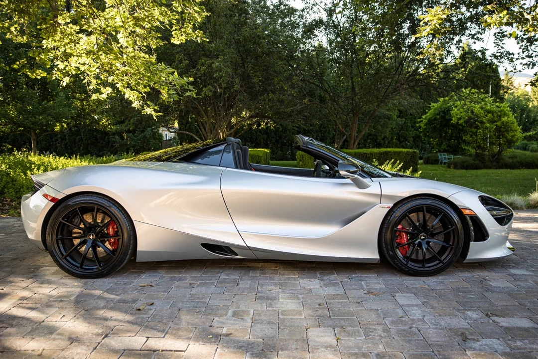 2021 McLaren 720S - Image 11 of 31
