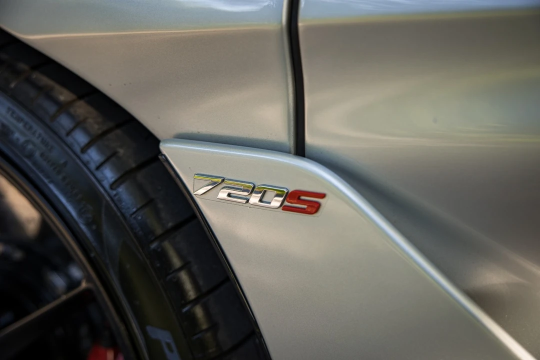 2021 McLaren 720S - Image 21 of 31