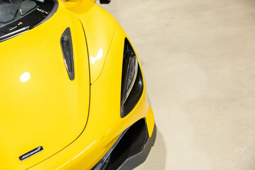 2021 McLaren 720S Spider - Image 12 of 31