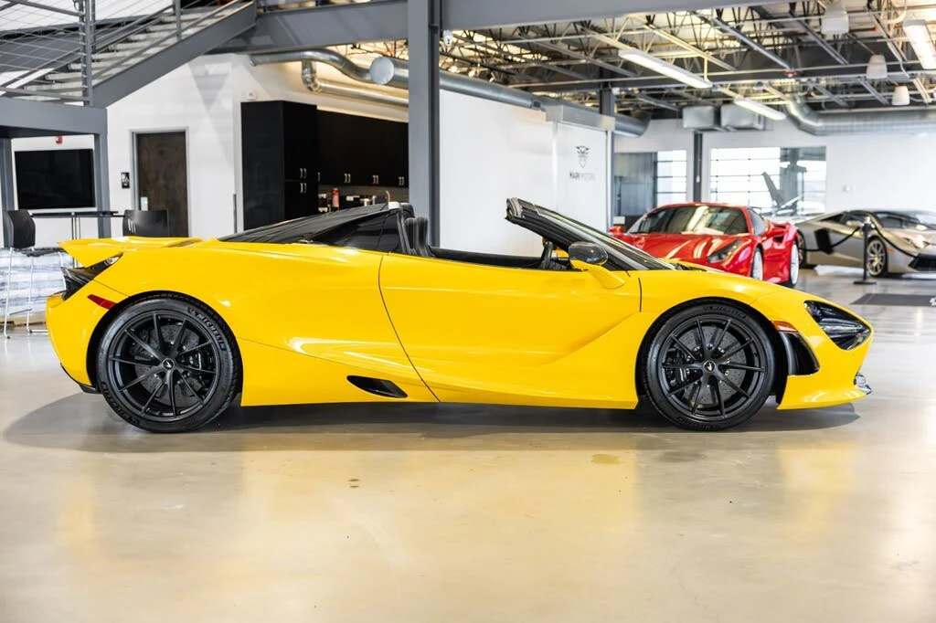 2021 McLaren 720S Spider - Image 7 of 31