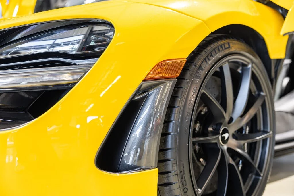 2021 McLaren 720S Spider - Image 17 of 31