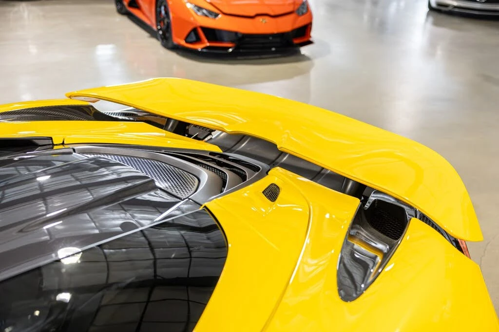 2021 McLaren 720S Spider - Image 18 of 31