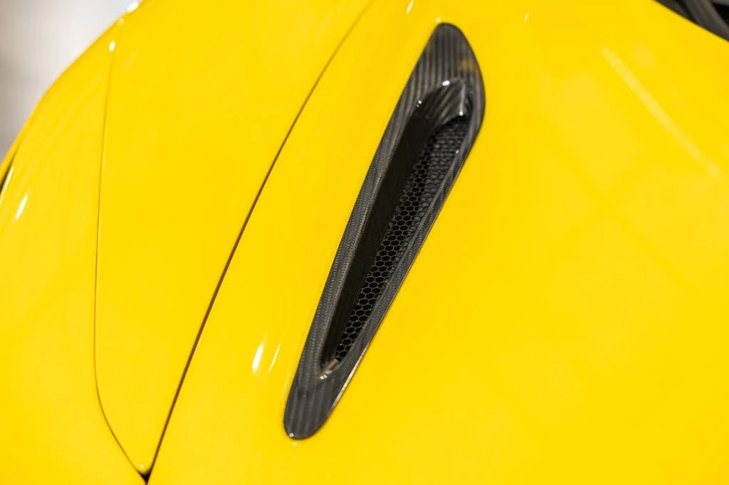 2021 McLaren 720S Spider - Image 15 of 31