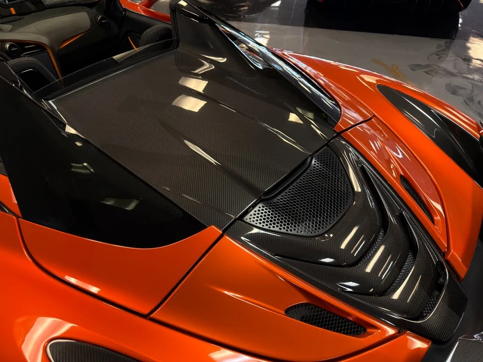 2021 McLaren 720S Spider - Image 15 of 31